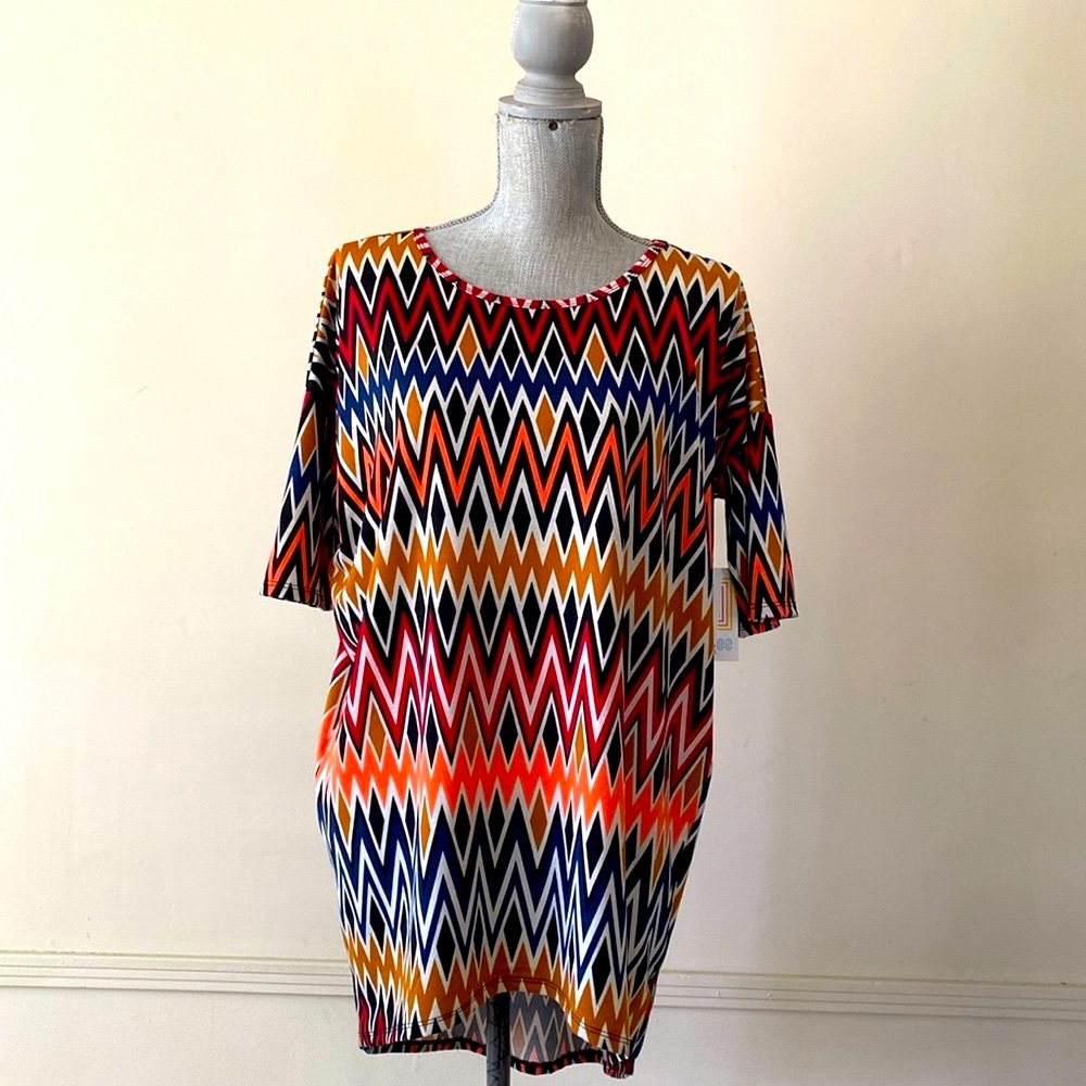 LuLaRoe “IRMA” HIGH-LOW TUNIC OVERSIZED TOP SIZE EXTRA SMALL 🌟NWT🌟
